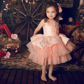 Многоуровневые платья для маленьких девочек-цветочниц с аппликацией, Атласные Модные костюмы на День Рождения, Свадебное Модельное платье по индивидуальному заказу